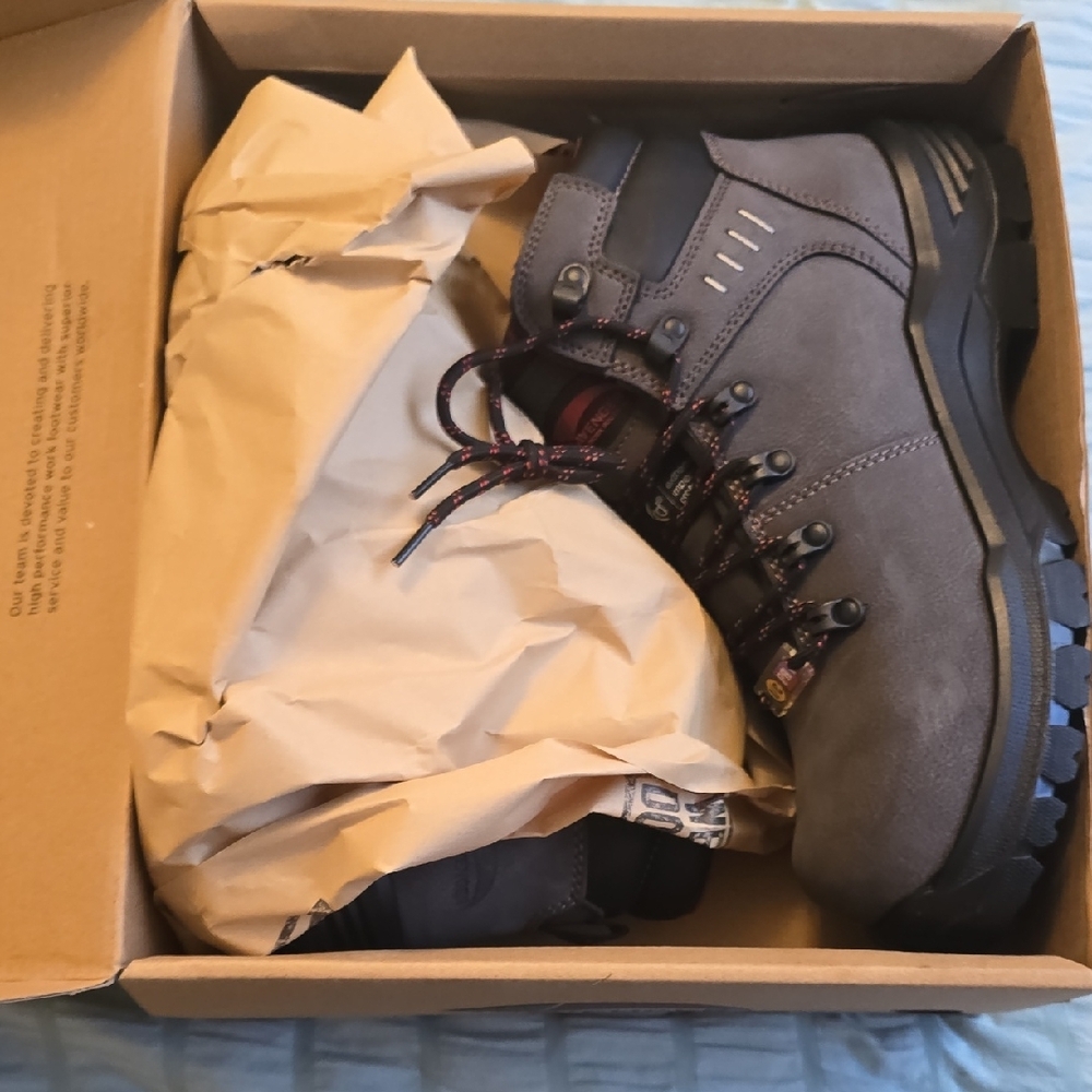 Avenger Gray and Black Men's Boots 10.5 New - Picture 5 of 6